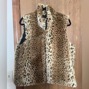 Reversible Faux Fur Leopard Print Vest